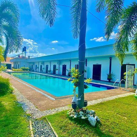 Ogh Resort Hotel アンヘレス エクステリア 写真