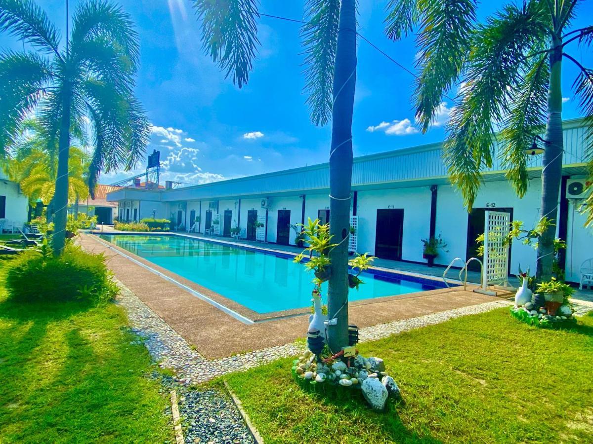 Ogh Resort Hotel アンヘレス エクステリア 写真
