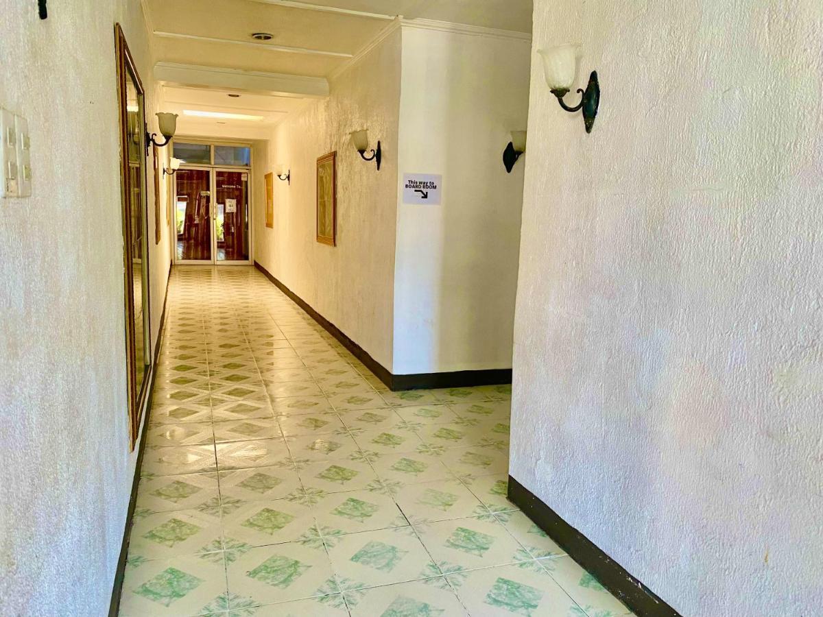 Ogh Resort Hotel アンヘレス エクステリア 写真