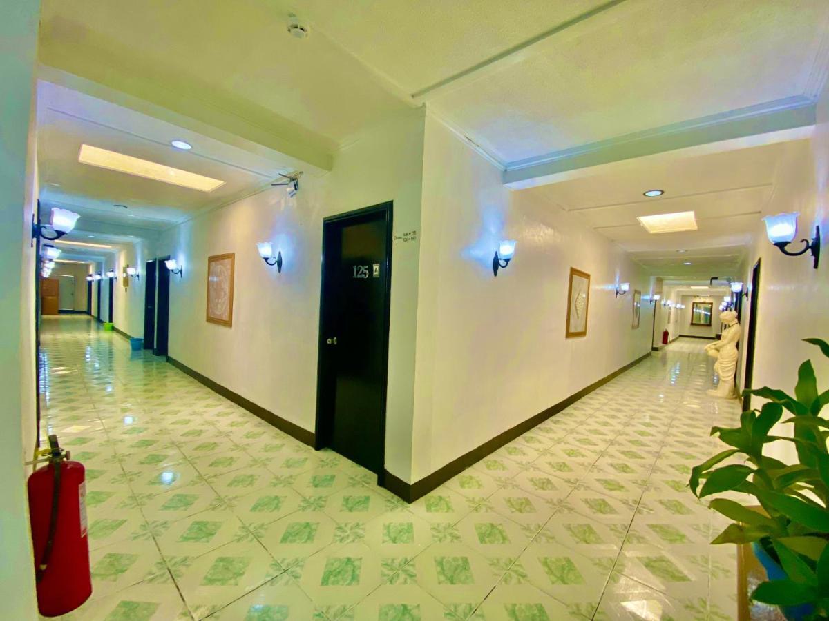 Ogh Resort Hotel アンヘレス エクステリア 写真